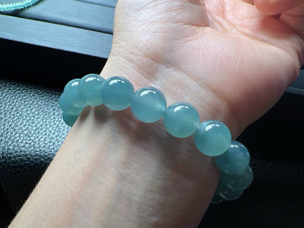 冰种蓝水翡翠 #手串
